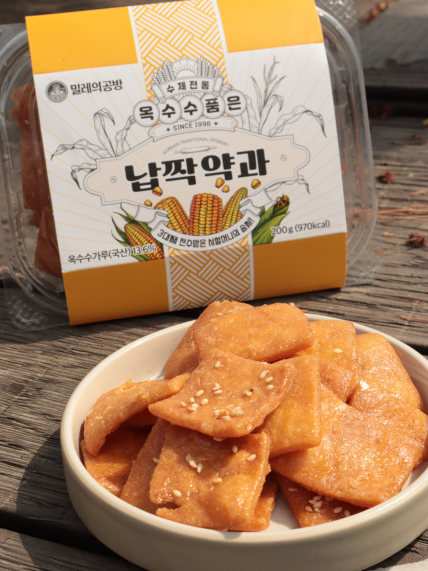 밀레의공방 수제 옥수수 품은 납짝약과 (300g)