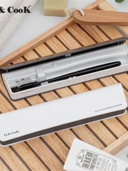 [리앤쿡] UVC-C타입 휴대용 칫솔살균기 (LC150)