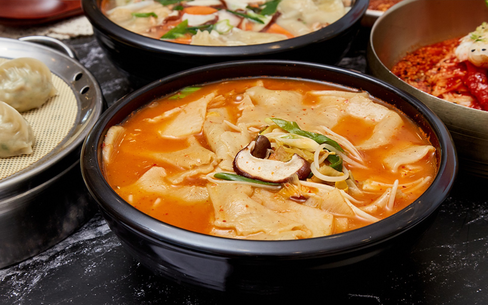 상품코드 : IC004 칼칼한 진한 국물 맛 일산칼국수 얼큰 수제비